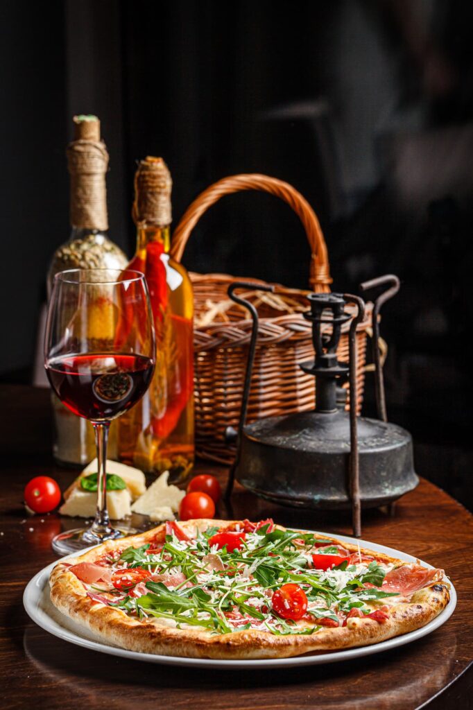 Welcher Wein zur Pizza mit Rucola und Schinken