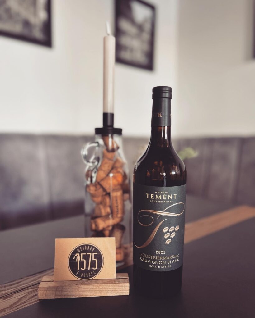 Herford_1575weinbar_wein